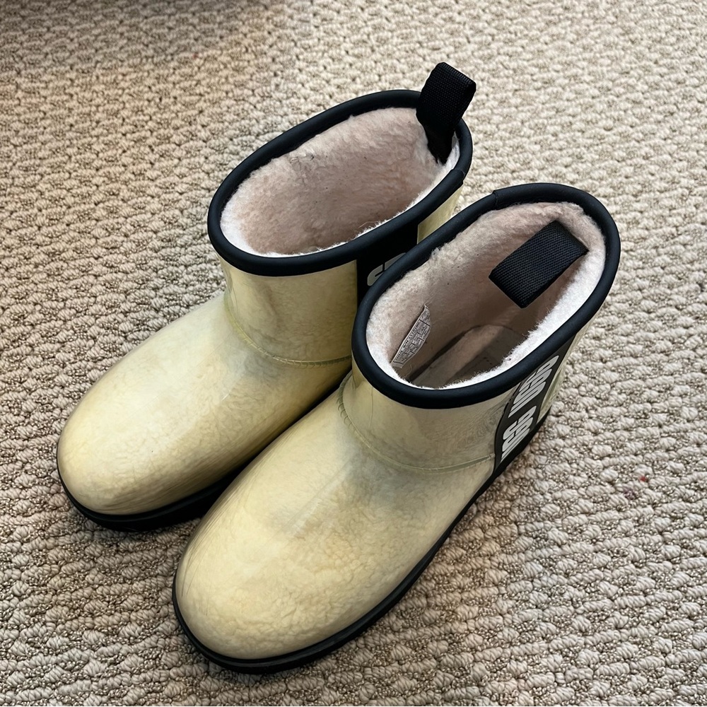 Clear Women’s Ugg Shearling-Lined Boots